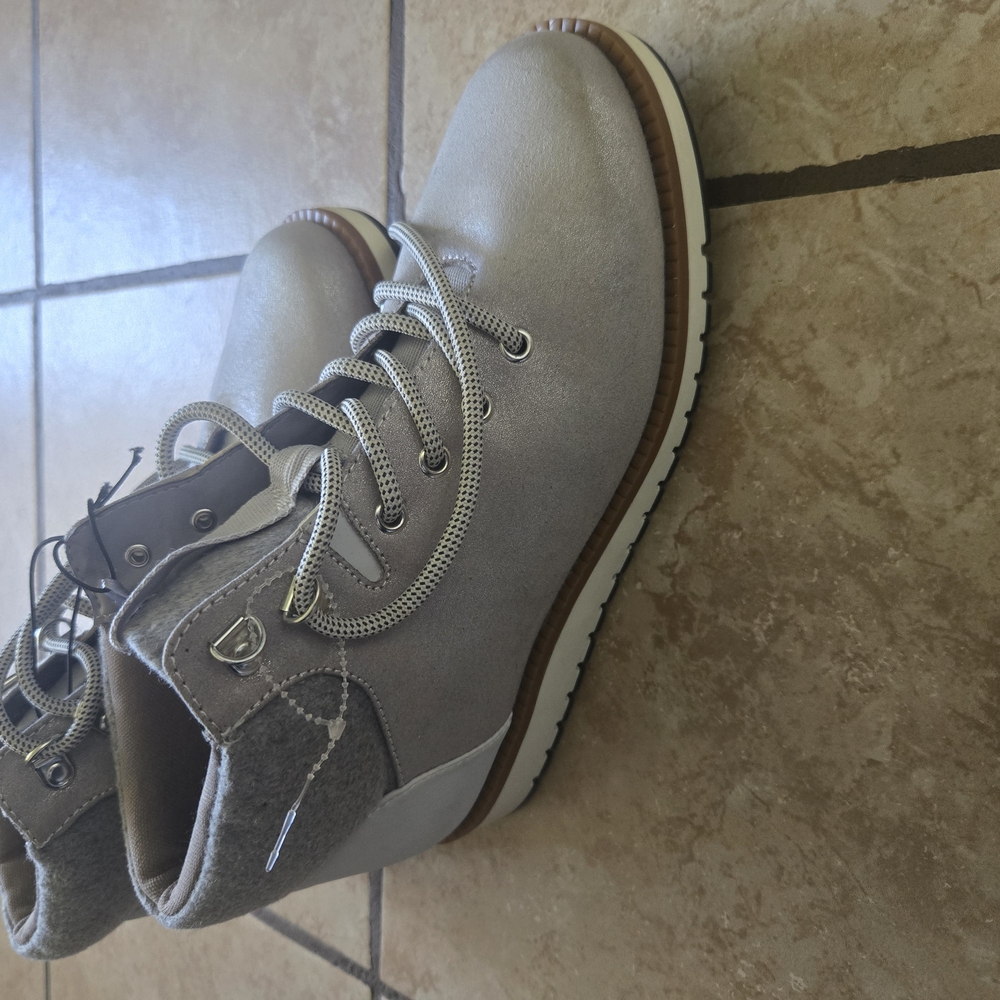 Women's Gray Casual Shoes